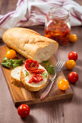 Snack of dried tomatoes