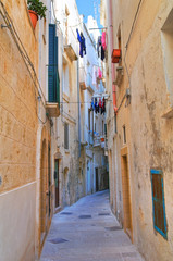 Alleyway. Monopoli. Puglia. Italy.