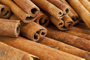 Cinnamon sticks