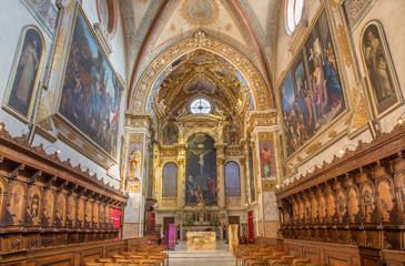 Fototapeta na wymiar Bologna - presbytery of baroque church San Girolamo