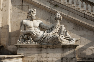 Tiberallegorie vor Senatorenpalast in Rom, Italien