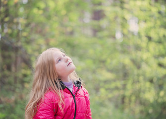 young girl portrait smiling outdoors