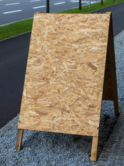 Leerer Plakatsständer