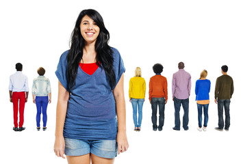 Obraz premium Smiling Young Woman With Group of People