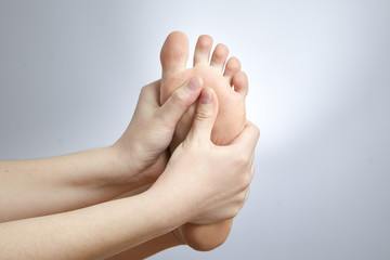 Pain in the female foot