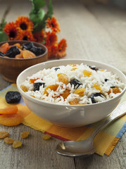 Rice with dried fruit - 63047099