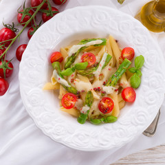 Noodles with asparagus in cream-cheese sauce