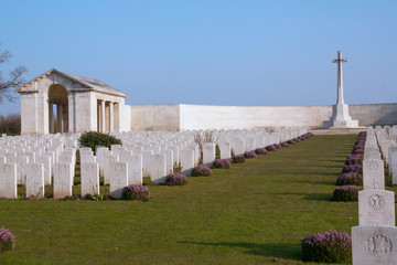 La nécropole de Serre Hébuterne - Somme - Guerre mondiale