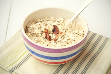 oatflakes with nuts