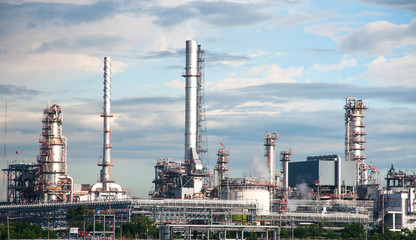 Fototapeta premium Oil refinery factory at Thailand