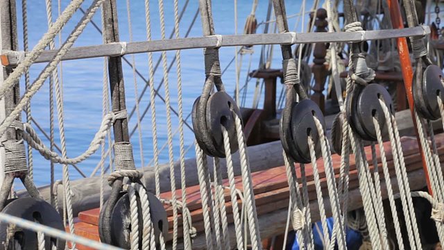 Ropes - Antique pirate sail ship