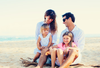 Fototapeta premium Happy Family at the Beach