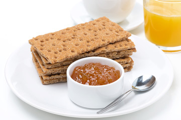 fresh breakfast - crisp bread with jam