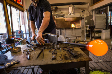Glassworks glass manufacturing process