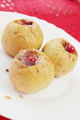 apples with cranberries