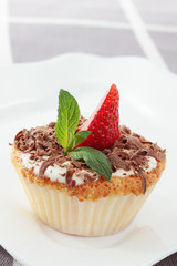 cupcake with strawberry