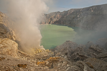 Ijen volcano complex - sulfur mining