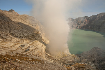 Ijen volcano complex - sulfur mining