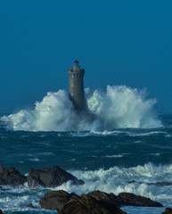 Wellen am Phare du Four