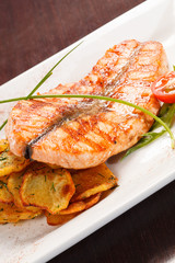 salmon steak with potatoes