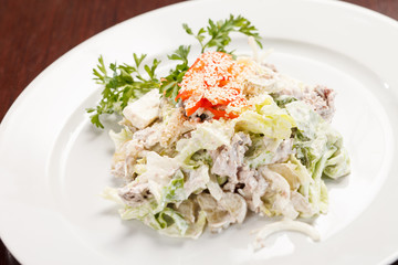 salad with chicken and mushrooms