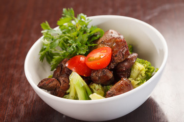 chicken liver with vegetables