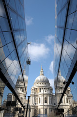 St Pauls Cathedral reflected in glass walls of One New Change