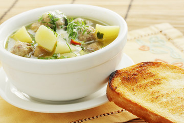 Soup with pork meatballs