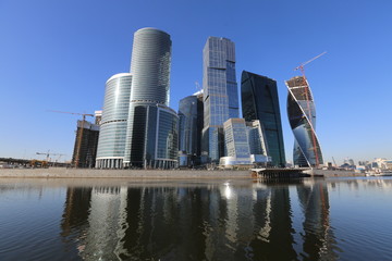 Fototapeta na wymiar Skyscrapers and business centers in the Moscow-city
