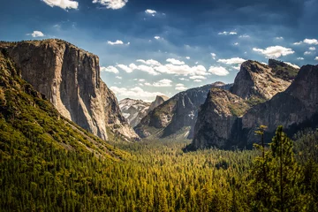 Fotobehang Yosemite National Park, Half Dome vanuit Tunnel View © ronnybas