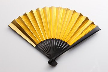 金色の扇子