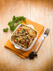 spaghetti with tuna capers olives and peppers