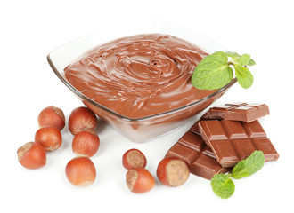 Sweet chocolate hazelnut spread with whole nuts and mint