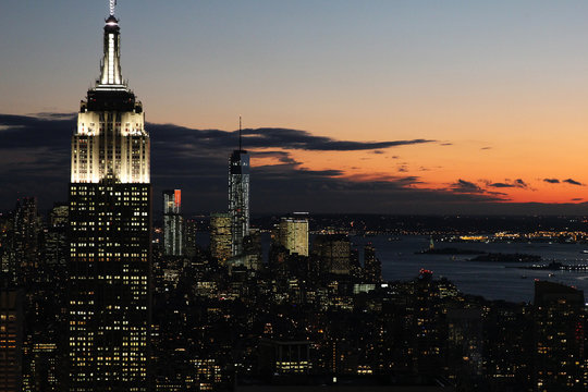 Fototapeta Vue aérienne de New York de nuit