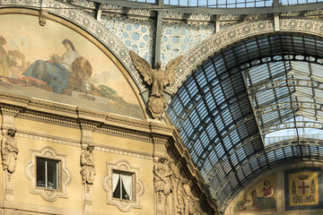 Obraz premium Galleria ironworks and glass roof, Milan