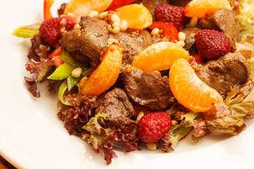 chicken liver with fruits