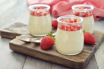 Panna cotta with fresh strawberry