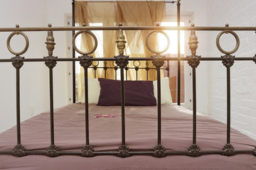 lit à baldaquin © mariesacha