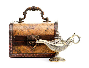 chest and aladin lamp