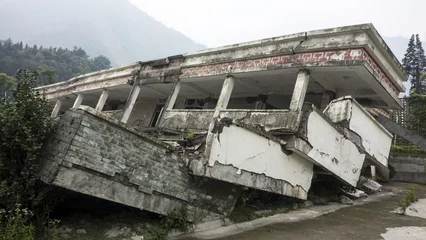 Fototapeten Damage Buildings of Wenchuan Earthquake © IB Photography