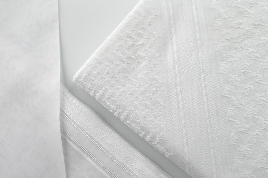 A thawb or kandura is an ankle-length garment worn by Arab men