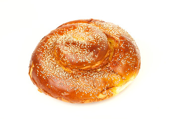 The single sweet round sabbath challah with seeds