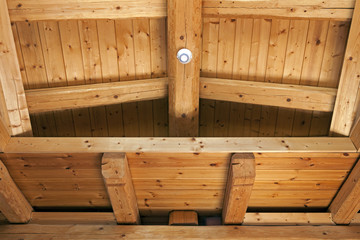 Ceiling with exposed beams of fir wood 