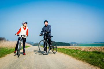 Radfahrer im Frühling