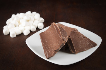 raw chocolate on chunks with mashmallows