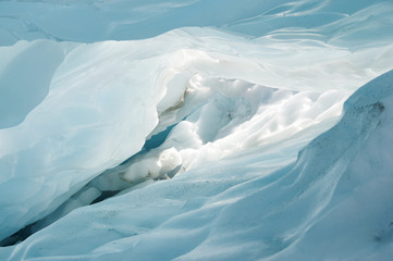 A l'intérieur du glacier