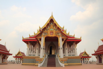 temple at Mahachulalongkornrajavidyalaya University
