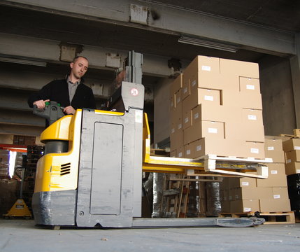transport logistique - magasinier
