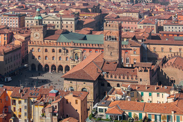 Fototapeta na wymiar Bologna - Outlook from Torre Asinelli to Palazzo Podesta
