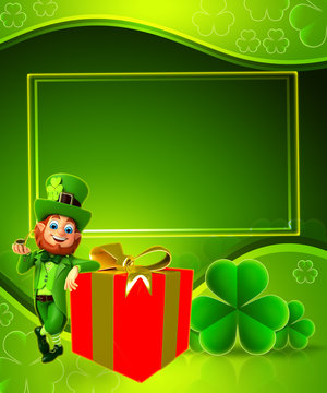 Leprechaun for patrick's day with gift box